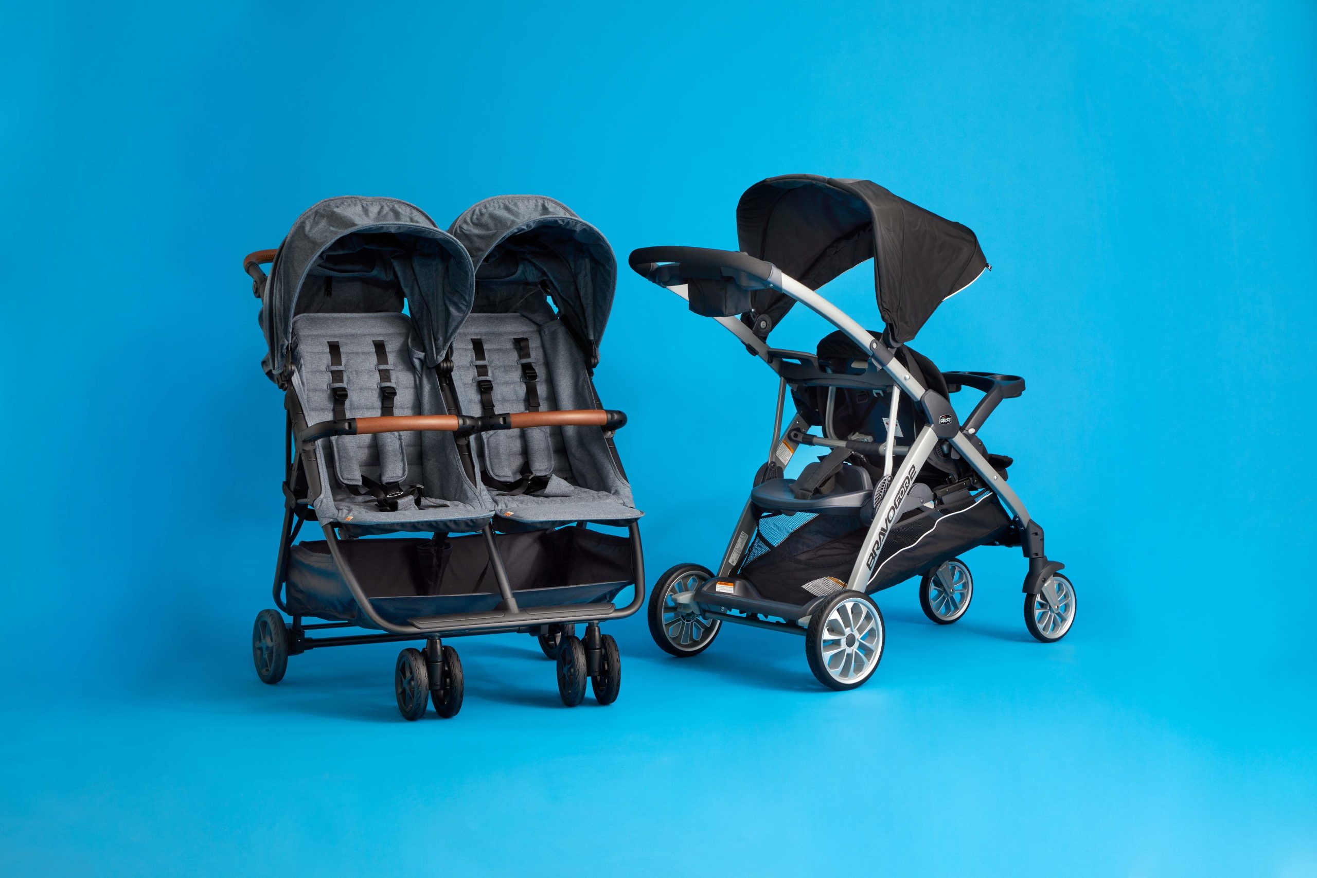 Read more about the article Double Stroller vs. Combo Travel System: Stroller Tips for Your Tampa Beach Family Trip